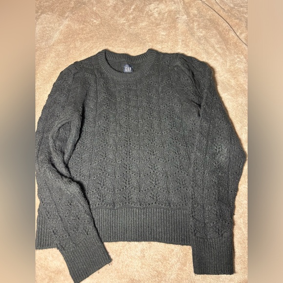 GAP Sweaters - GAP women Charcoal Cable-Knit Crewneck Sweater 0013